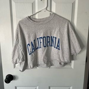 Brandy Melville John Galt cropped tee